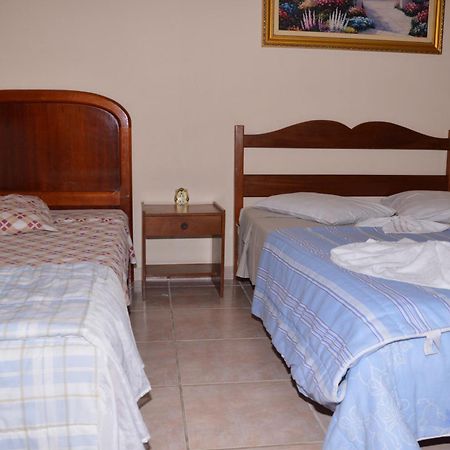 Hotel Casarão Serra Negra  Quarto foto